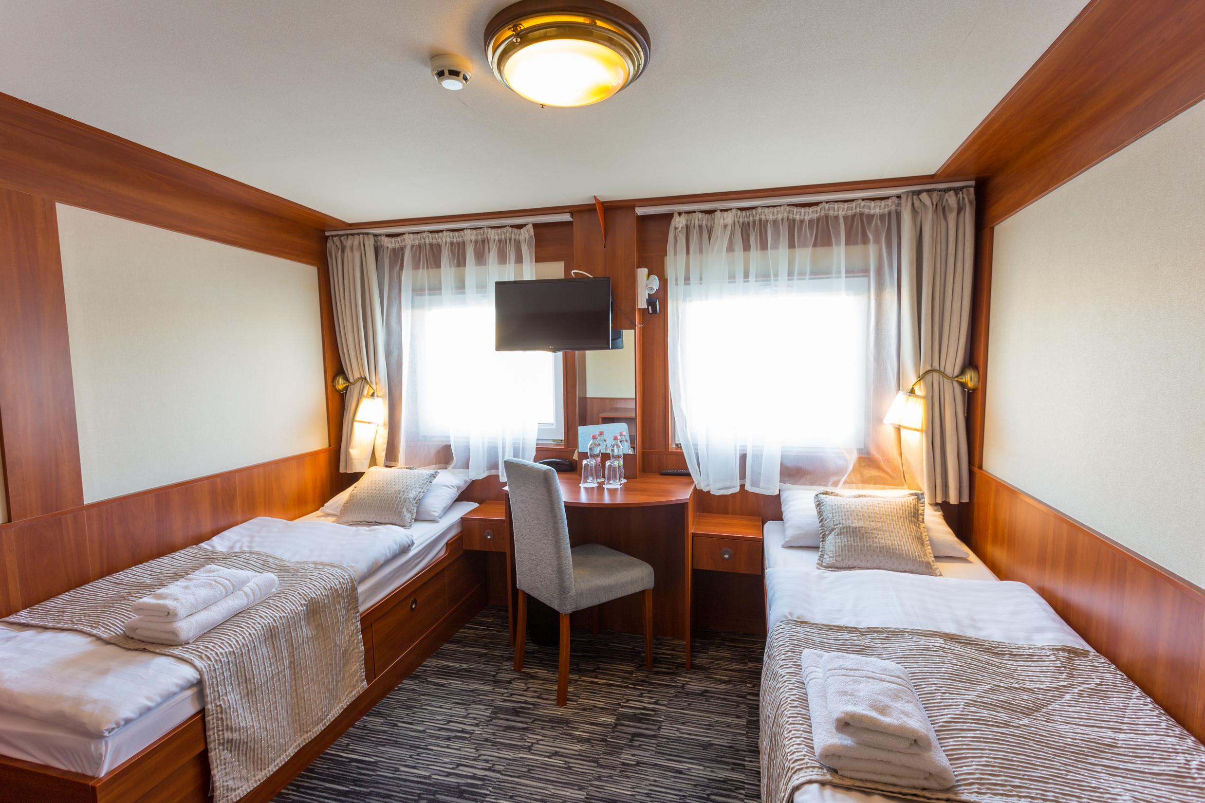 Grand Jules - Boat Hotel บูดาเปสต์ ภายนอก รูปภาพ