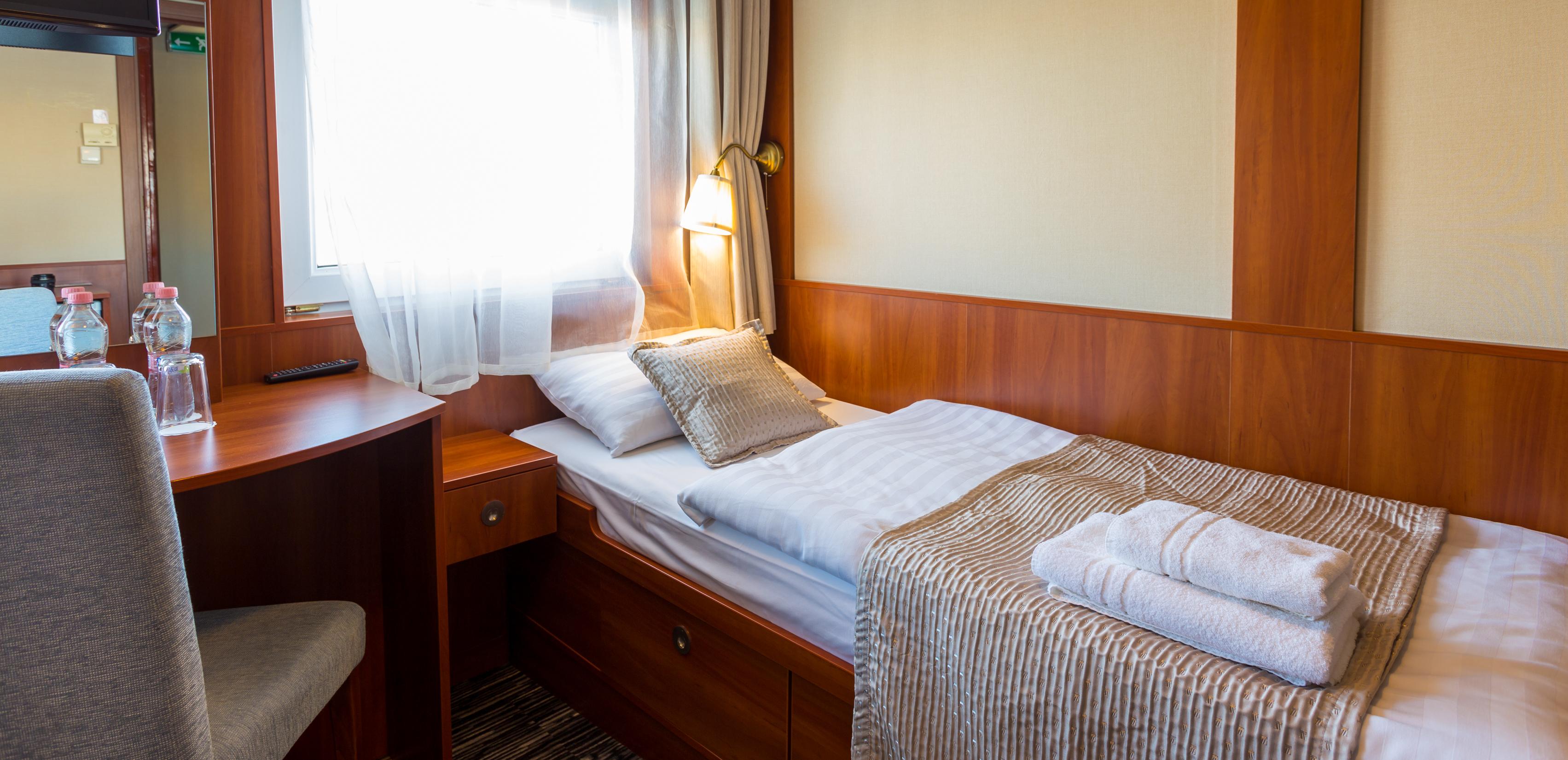 Grand Jules - Boat Hotel บูดาเปสต์ ภายนอก รูปภาพ
