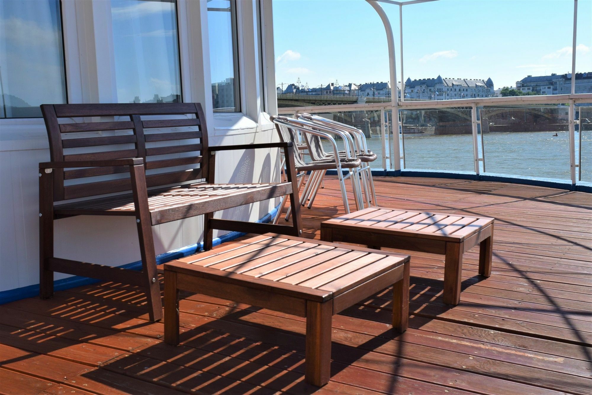Grand Jules - Boat Hotel บูดาเปสต์ ภายนอก รูปภาพ